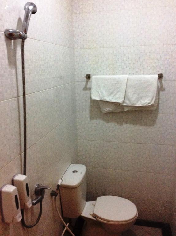 Hotel Diamond Μακασάρ Δωμάτιο φωτογραφία
