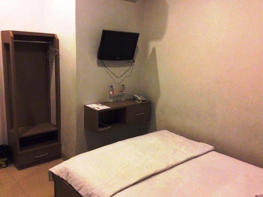 Hotel Diamond Μακασάρ Εξωτερικό φωτογραφία